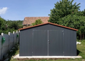 Akrilinės skardos garažų galerija 273
