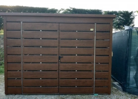 Šiukšlių konteinerių stoginės 11