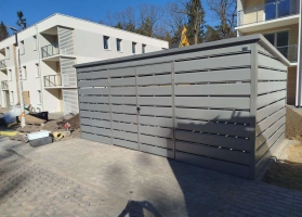 Šiukšlių konteinerių stoginės 389