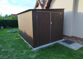 Akrilinės skardos garažų galerija 308