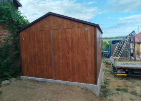 Akrilinės skardos garažų galerija 314