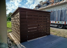 Šiukšlių konteinerių stoginės 423