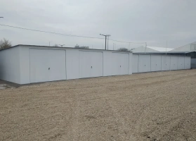 Akrilinės skardos garažų galerija 191