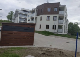 Šiukšlių konteinerių stoginės 27