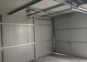 Akrilinės skardos garažų galerija 9