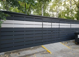 Šiukšlių konteinerių stoginės 182