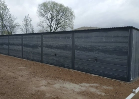 Akrilinės skardos garažų galerija 239