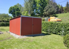 Akrilinės skardos garažų galerija