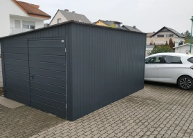 Akrilinės skardos garažų galerija