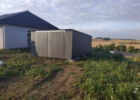 Akrilinės skardos garažų galerija