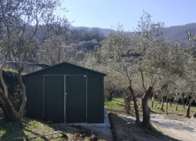 Akrilinės skardos garažų galerija