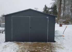 Akrilinės skardos garažų galerija