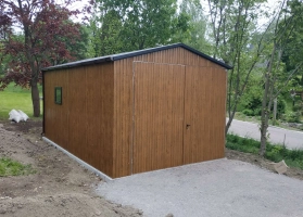 Akrilinės skardos garažų galerija