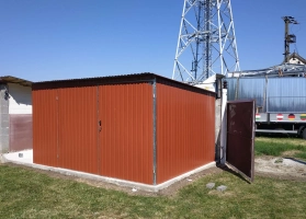 Akrilinės skardos garažų galerija