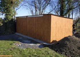 Akrilinės skardos garažų galerija