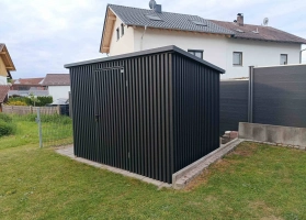 Įrankių nameliai