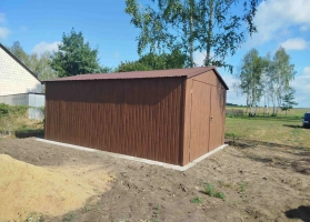 Akrilinės skardos garažų galerija