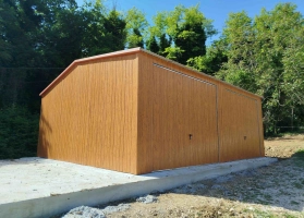 Akrilinės skardos garažų galerija