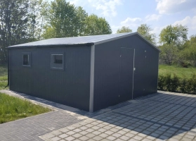 Akrilinės skardos garažų galerija