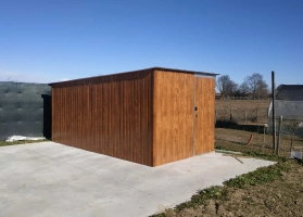 Akrilinės skardos garažų galerija