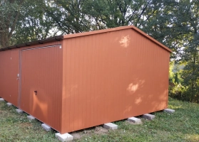 Akrilinės skardos garažų galerija