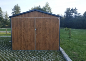 Akrilinės skardos garažų galerija