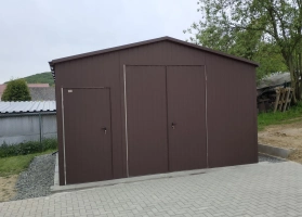 Akrilinės skardos garažų galerija