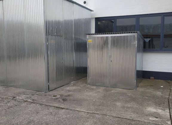 Cinkuotos skardos garažų galerija 2