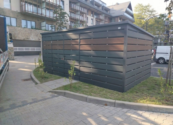 Šiukšlių konteinerių stoginės 382