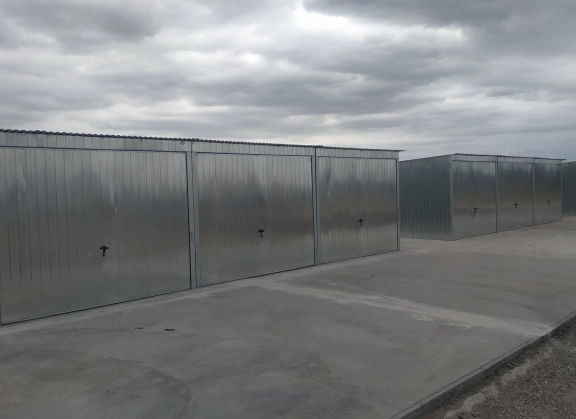 Cinkuotos skardos garažų galerija 63