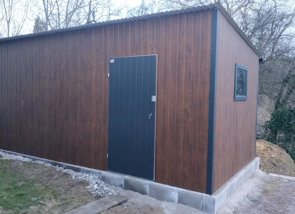 Akrilinės skardos garažų galerija 133
