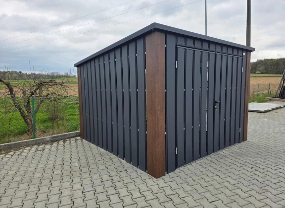 Šiukšlių konteinerių stoginės 458